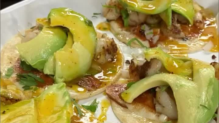 Shrimp and avocado tacos at Olas de Carlos Surf Grill, Camarillo